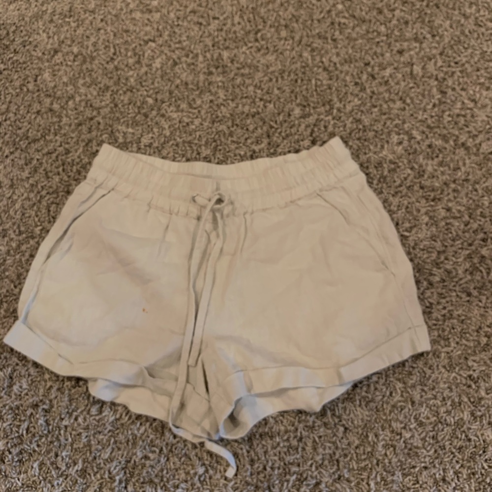 Forever 21 women’s shorts size S